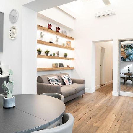 Luxury Apartment - San Pancrazio, Флоренция Экстерьер фото